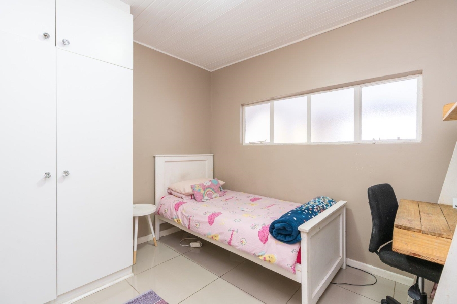 3 Bedroom Property for Sale in Bothasig Western Cape